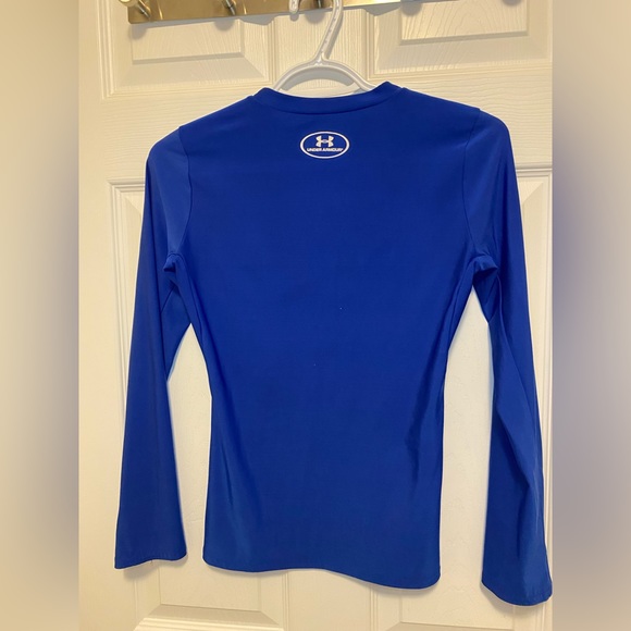Under Armour Shirt - Picture 2 of 3